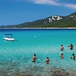 Gorgeous Home In Veli Rat Holiday home Veli Rat